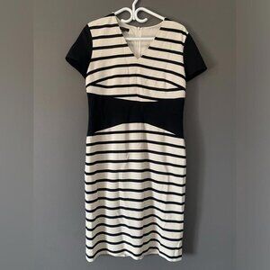 Escada Striped Sheath Dress Size 40 Monochrome Career Minimalist Office Look